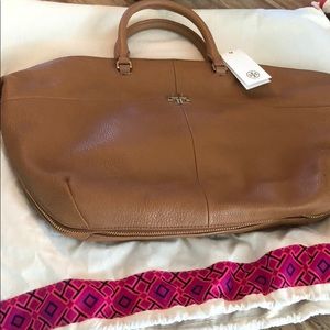 Tory Burch NIB Ivy Slouchy Satchel